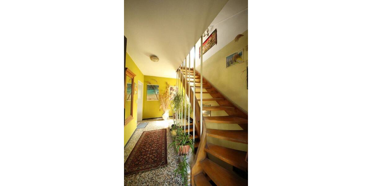 Einfamilienhaus Obrigheim - 7 Zimmer, 160 m&sup2;, 309.000&euro; | Angebot:25986789