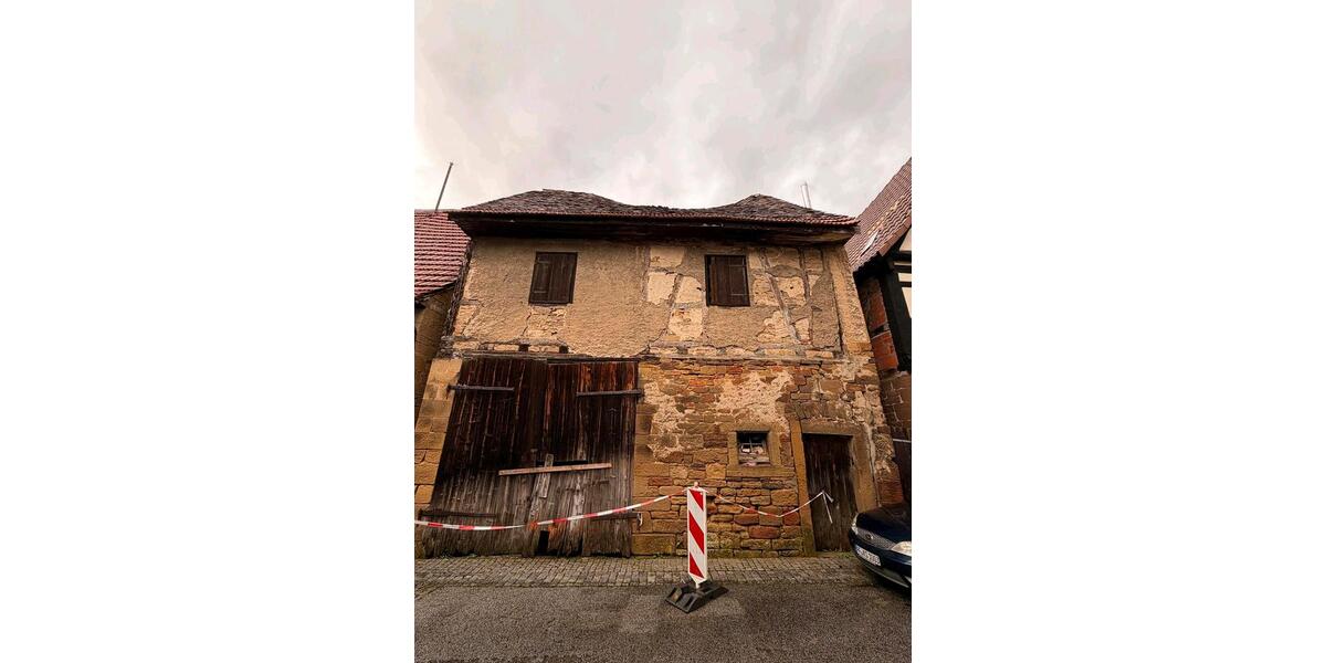 Einfamilienhaus Knittlingen - 5 Zimmer, 78 m&sup2;, 119.000&euro; | Angebot:25087528