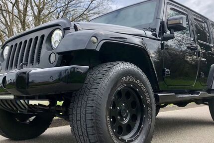 Jeep Wrangler 149.000 km 28.900 &euro; Forst 76694