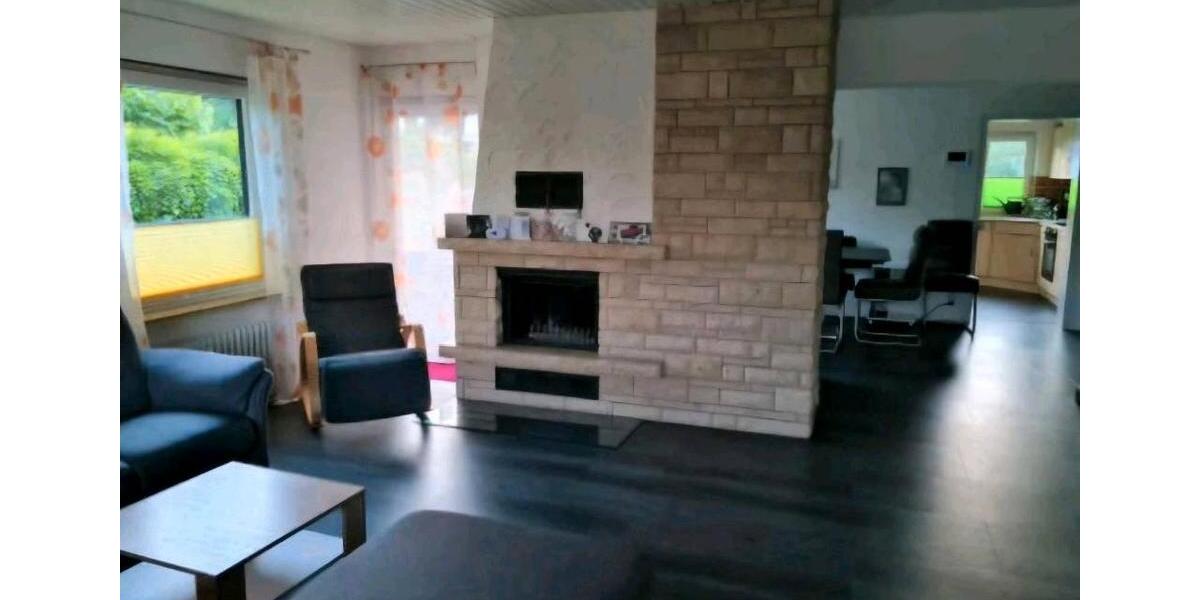 Etagenwohnung Sachsenheim - 5.5 Zimmer, 147 m&sup2;, 1.470&euro; | Angebot:26607087