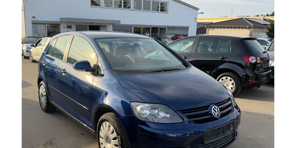 VW Golf 153.000 km 3.999 &euro; Gundelsheim 74831