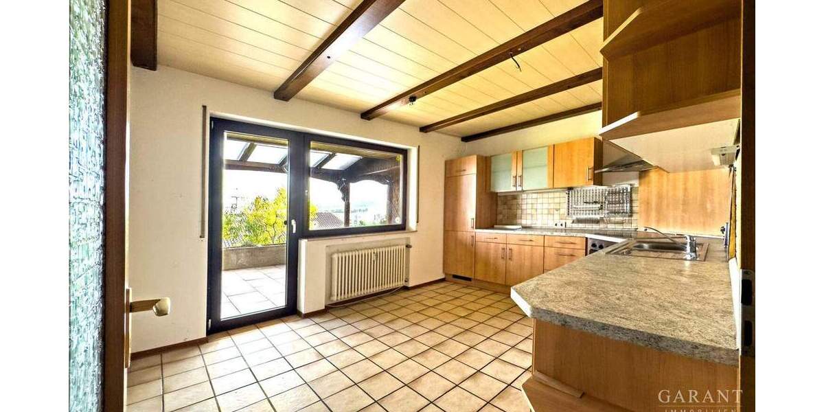 Mehrfamilienhaus, Wohnhaus Kirchheim am Neckar - 7 Zimmer, 280 m&sup2;, 715.000&euro; | Angebot:25746425