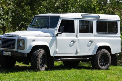 Land Rover Defender 18.580 km 69.990 &euro; Bietigheim-Bissingen 74321