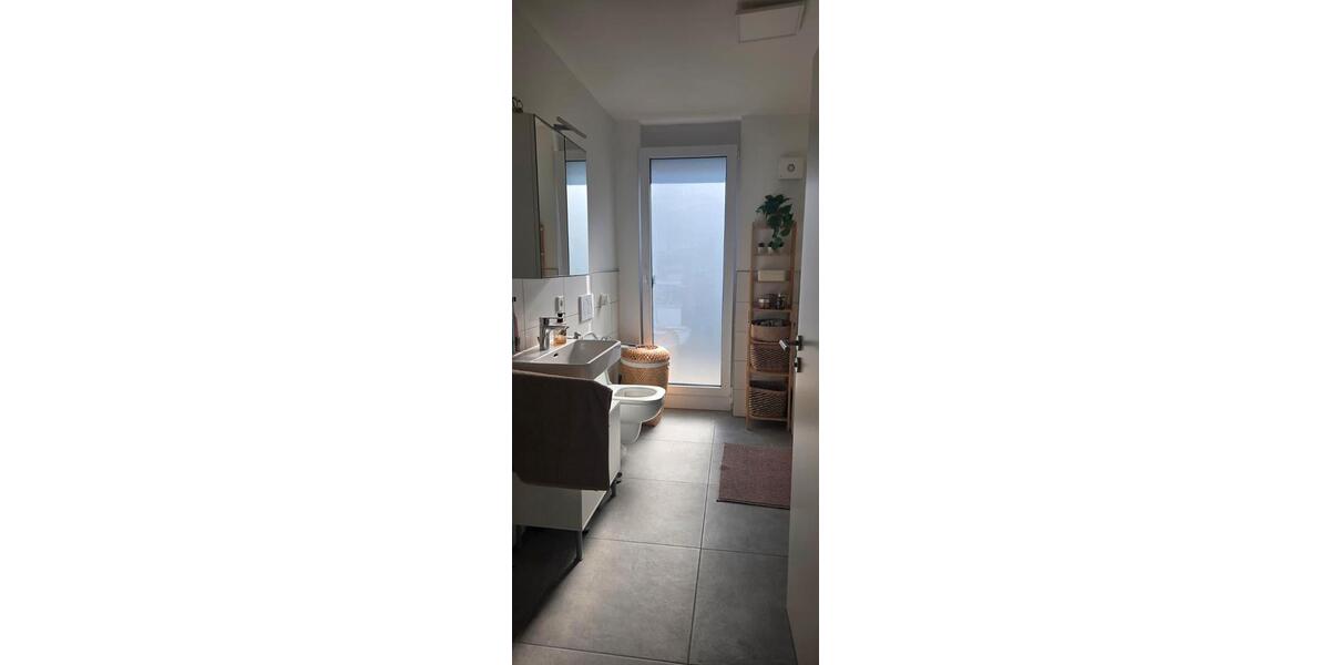Etagenwohnung Bruchsal - 3 Zimmer, 77 m&sup2;, 1.250&euro; | Angebot:25886744