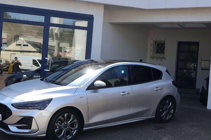 Ford Focus 12.500 km 25.750 &euro; Besigheim 74354