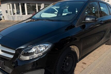 Mercedes-Benz B 180 89.000 km 12.490 &euro; Neckarsulm 74172