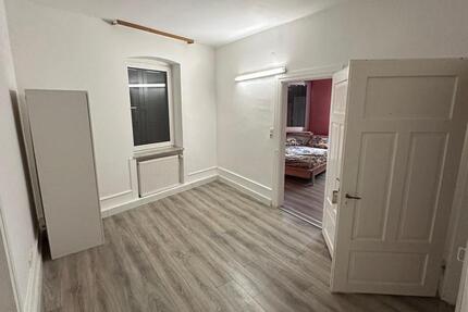 Wohnung Weingarten (Baden) - 1 Zimmer, 15 m&sup2;, 410&euro; | Angebot:24966167