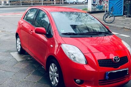 Toyota Yaris 144.500 km 2.500 &euro; Mundelsheim 74395