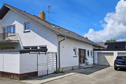 Haus Sandhausen - 7 Zimmer, 271 m&sup2;, 570.000&euro; | Angebot:26788034