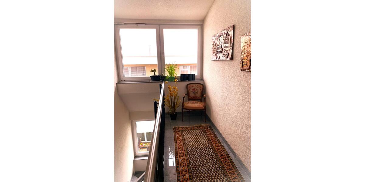 Dachgeschoßwohnung Bad Rappenau - 3.5 Zimmer, 81 m&sup2;, 360.000&euro; | Angebot:25794304