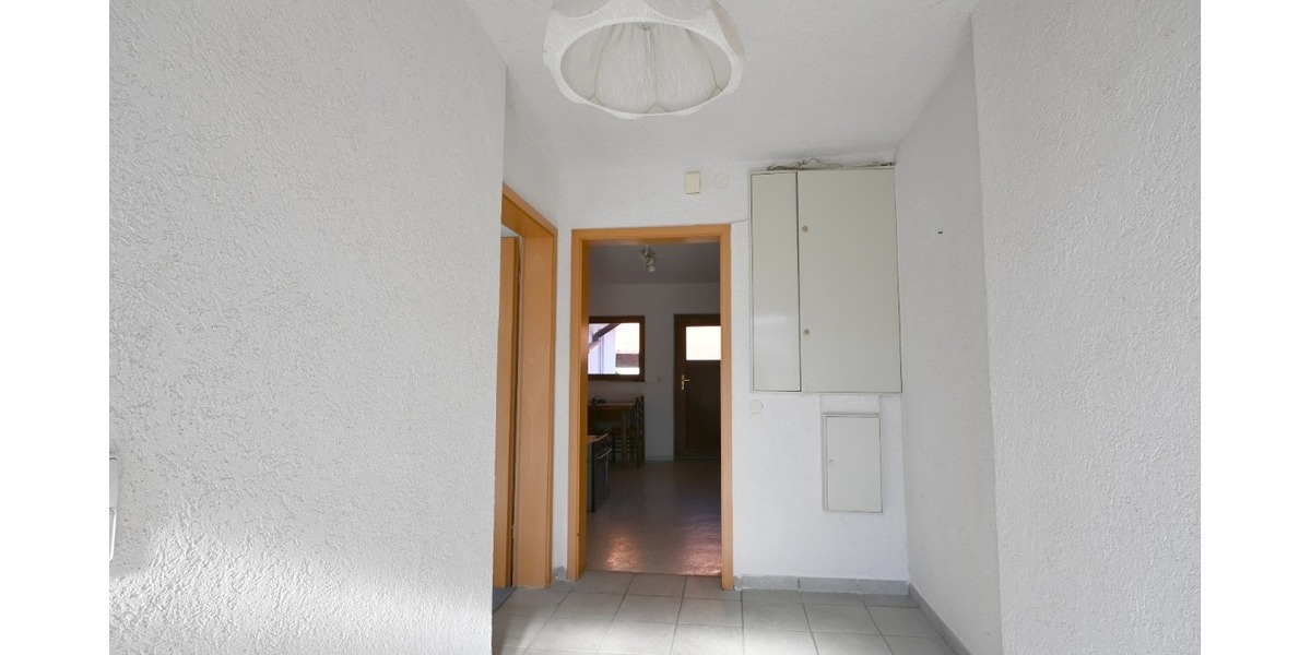 Zweifamilienhaus mit großem Potenzial - Zweifamilienhaus Knittlingen | Angebot:25712132