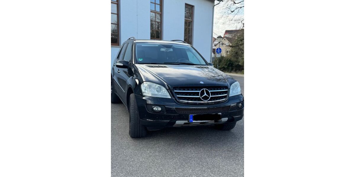 Mercedes-Benz ML 500 220.000 km 10.450 &euro; Eppingen 75031