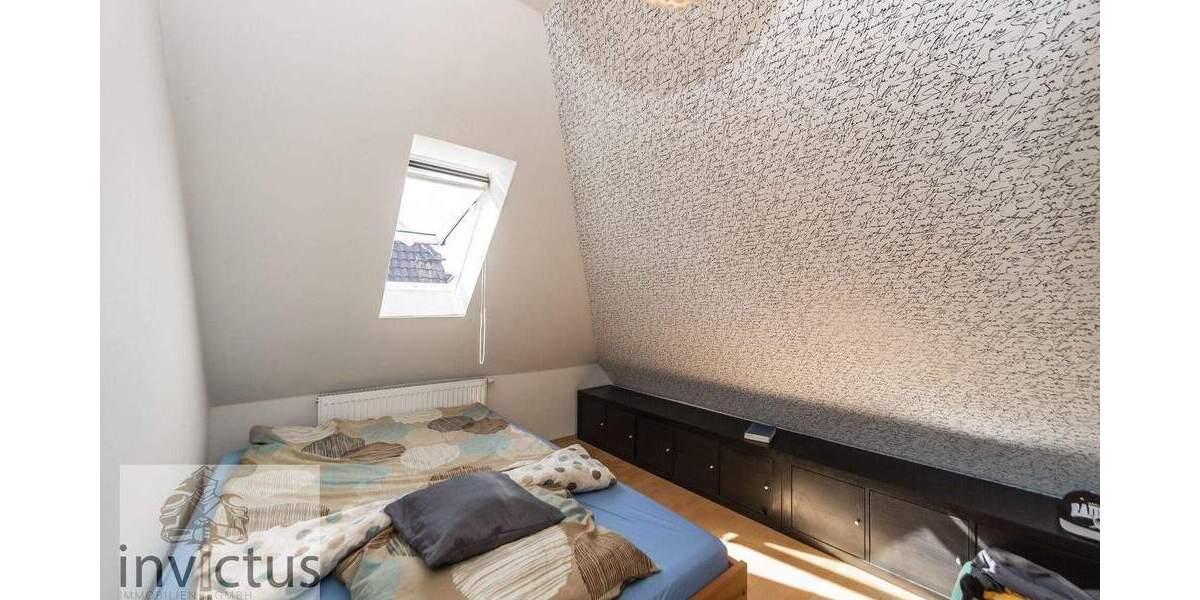 Mehrfamilienhaus, Wohnhaus Heilbronn / Neckargartach Neckargartach - 8 Zimmer, 194 m&sup2;, 548.000&euro; | Angebot:25742864