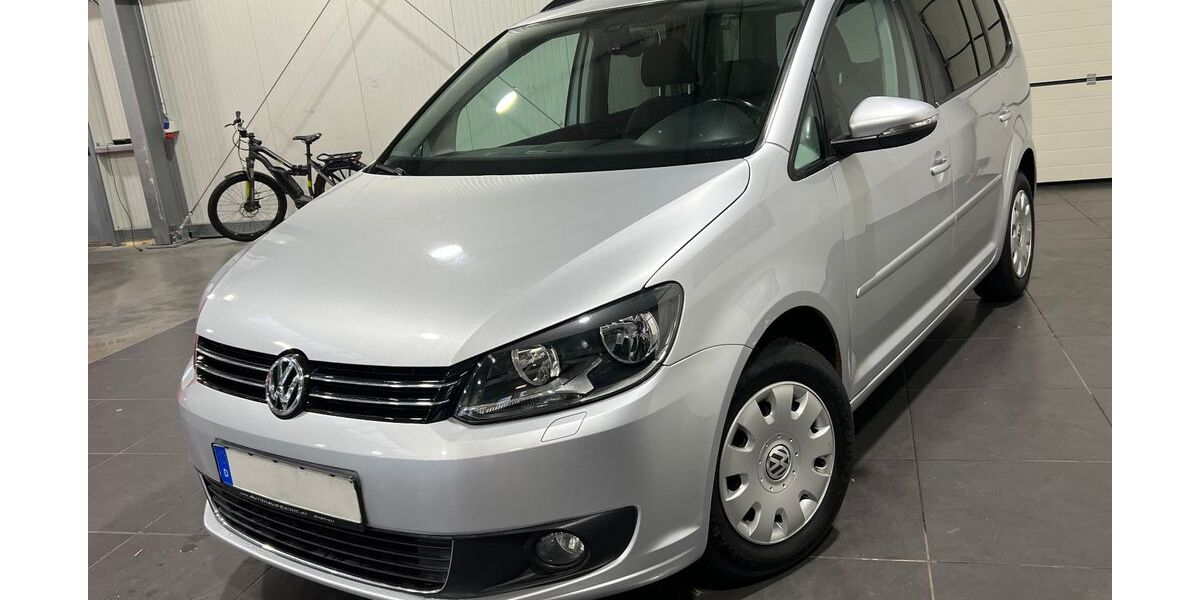 VW Touran 141.000 km 5.995 &euro; Bretten 75015