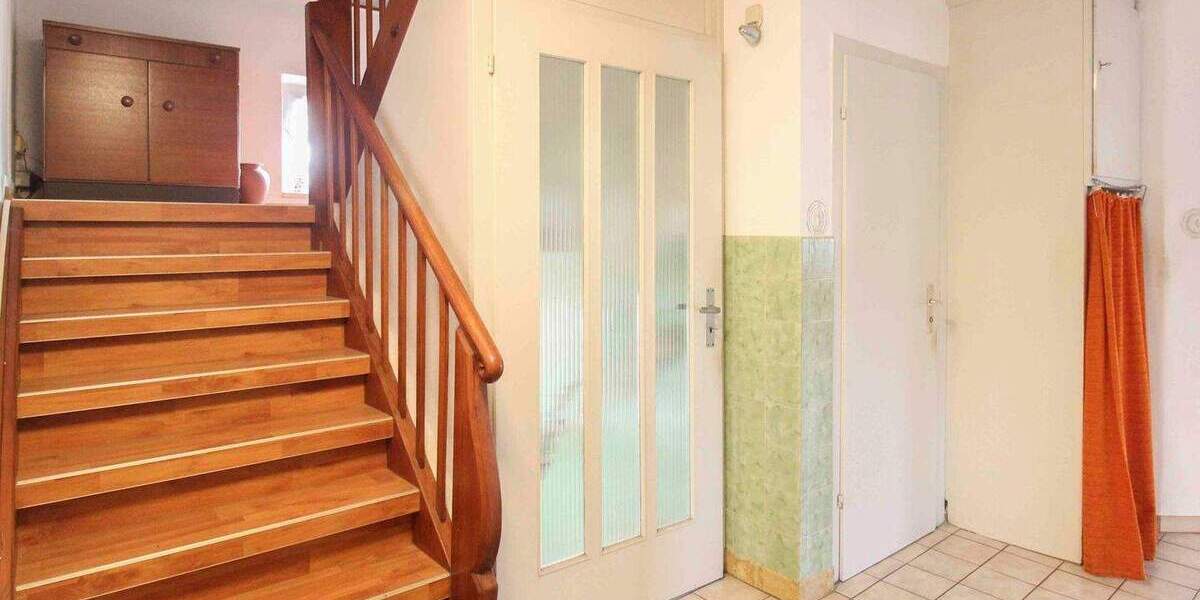 Einfamilienhaus Güglingen - 6 Zimmer, 299.000&euro; | Angebot:25782151