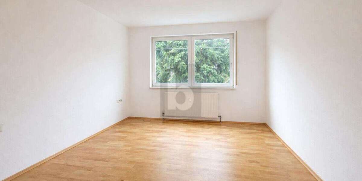 Etagenwohnung Neckarwestheim - 2.5 Zimmer, 63 m&sup2;, 220.000&euro; | Angebot:25884322