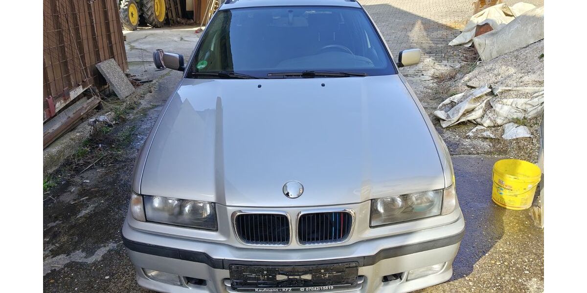 BMW 320 168.000 km 4.900 &euro; Mühlacker 75417