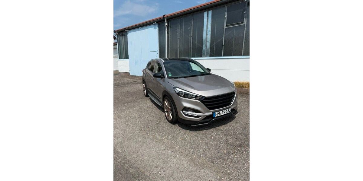 Hyundai TUCSON 126.000 km 12.500 &euro; Ilsfeld 74360