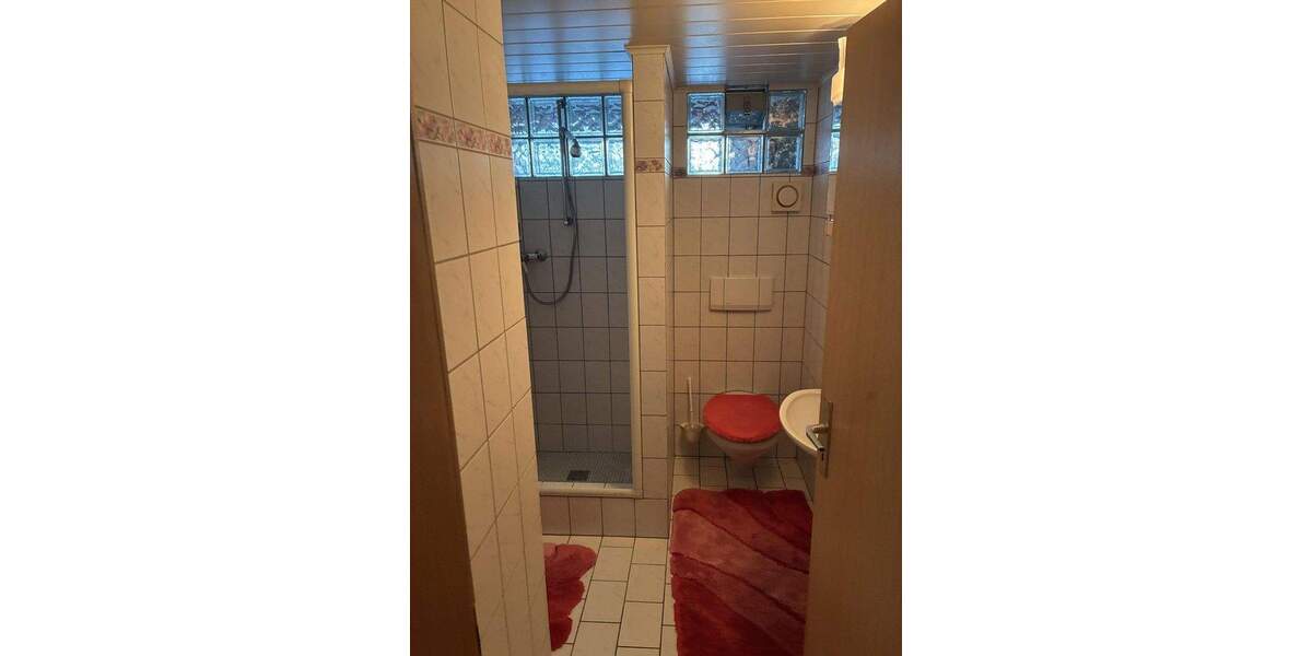 Einfamilienhaus Sinsheim-Eschelbach Eschelbach - 8 Zimmer, 165 m&sup2;, 440.000&euro; | Angebot:25654244