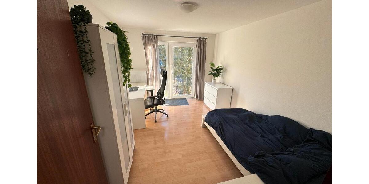 Erdgeschoßwohnung Mosbach - 2 Zimmer, 15 m&sup2;, 300&euro; | Angebot:25569290