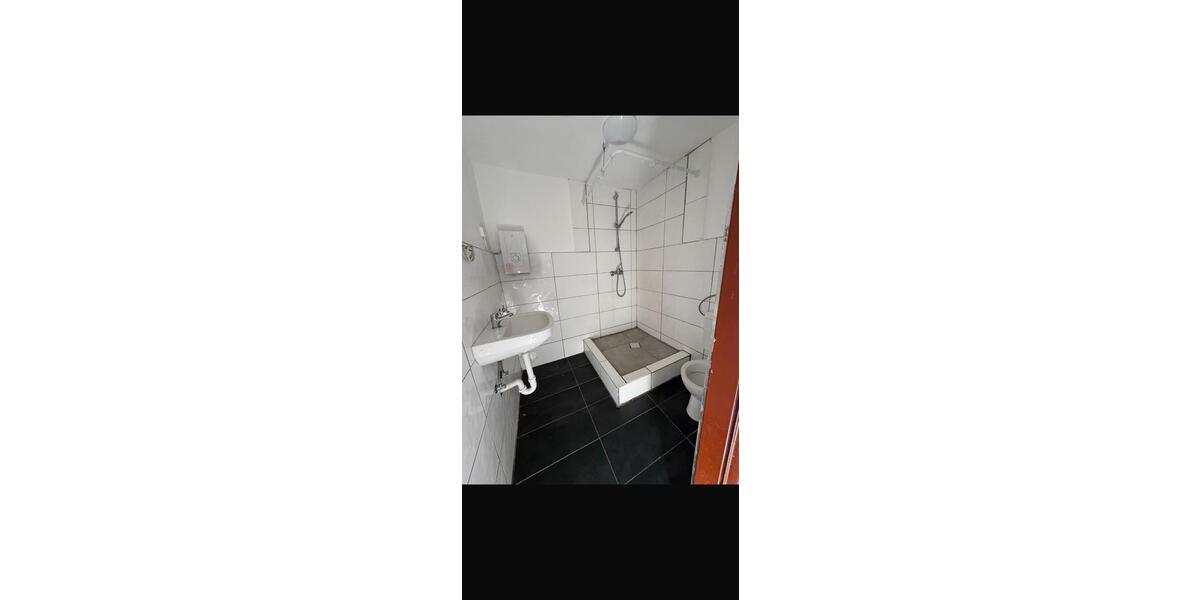 Etagenwohnung Sandhausen - 2 Zimmer, 55 m&sup2;, 1.000&euro; | Angebot:25658005