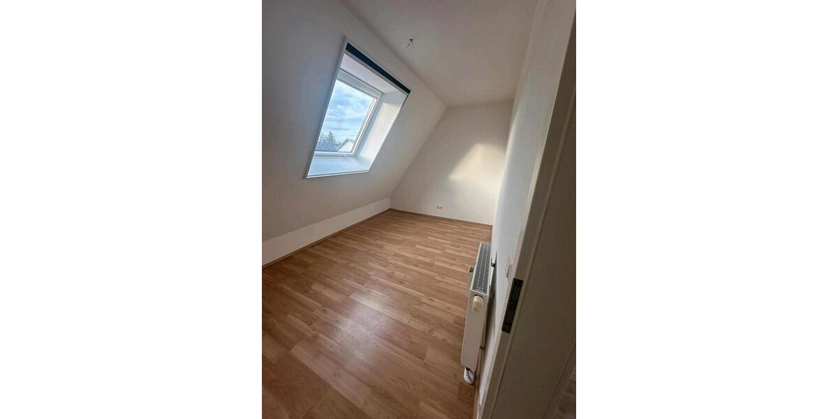 Maisonettenwohnung Eppingen - 5 Zimmer, 116 m&sup2;, 1.150&euro; | Angebot:25452009