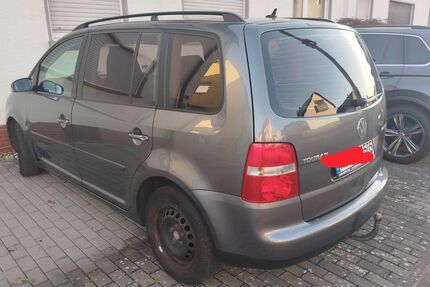 VW Touran 247.000 km 900 &euro; Weingarten 76356