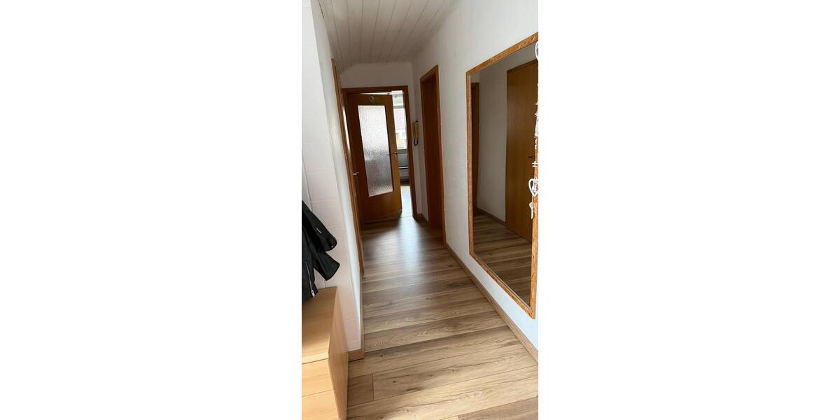 Dachgeschoßwohnung Eppingen - 2.5 Zimmer, 55 m&sup2;, 650&euro; | Angebot:25615136