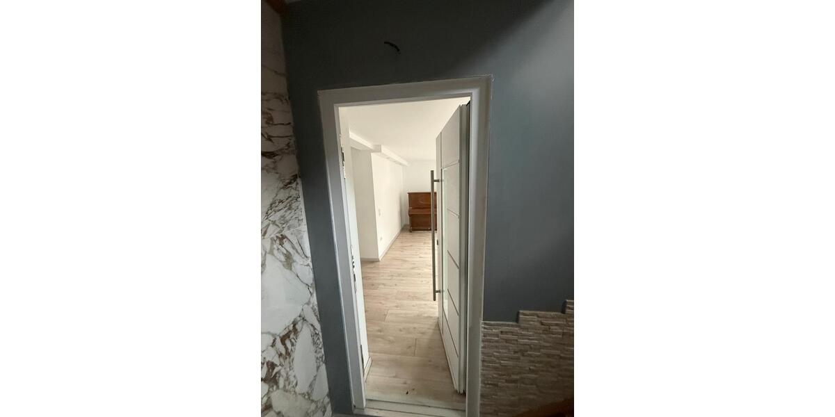 Erdgeschoßwohnung Illingen - 3 Zimmer, 80 m&sup2;, 900&euro; | Angebot:25612113