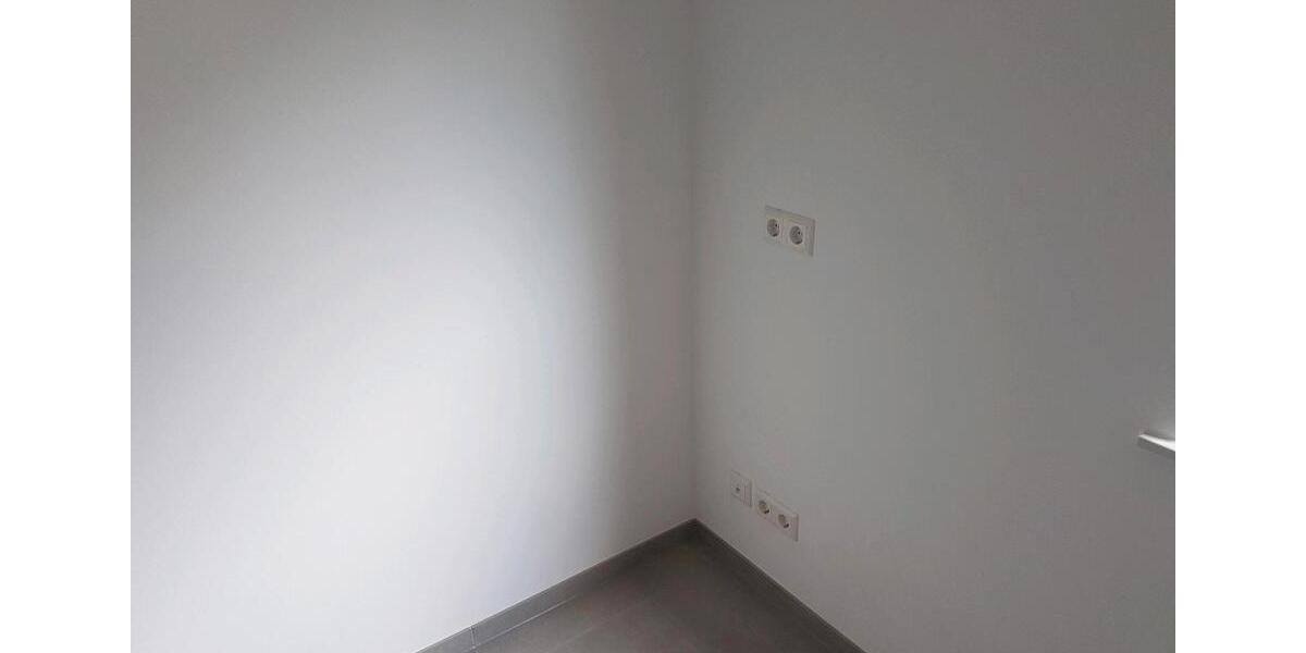 Etagenwohnung Massenbachhausen - 4 Zimmer, 85 m&sup2;, 930&euro; | Angebot:26619565