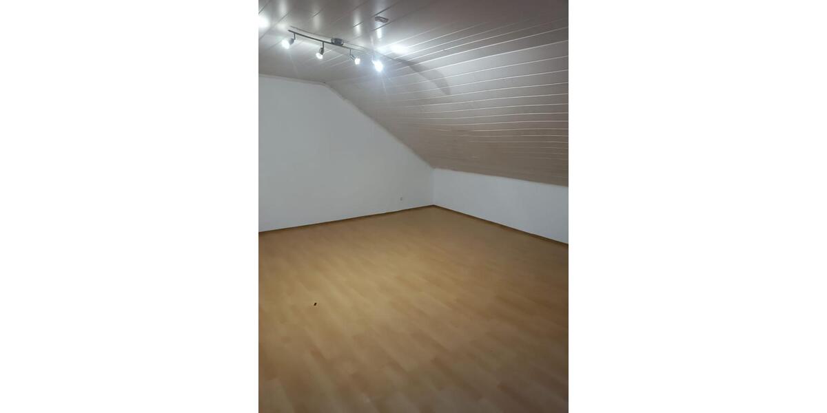 Etagenwohnung Sandhausen - 1 Zimmer, 38 m&sup2;, 425&euro; | Angebot:25898454