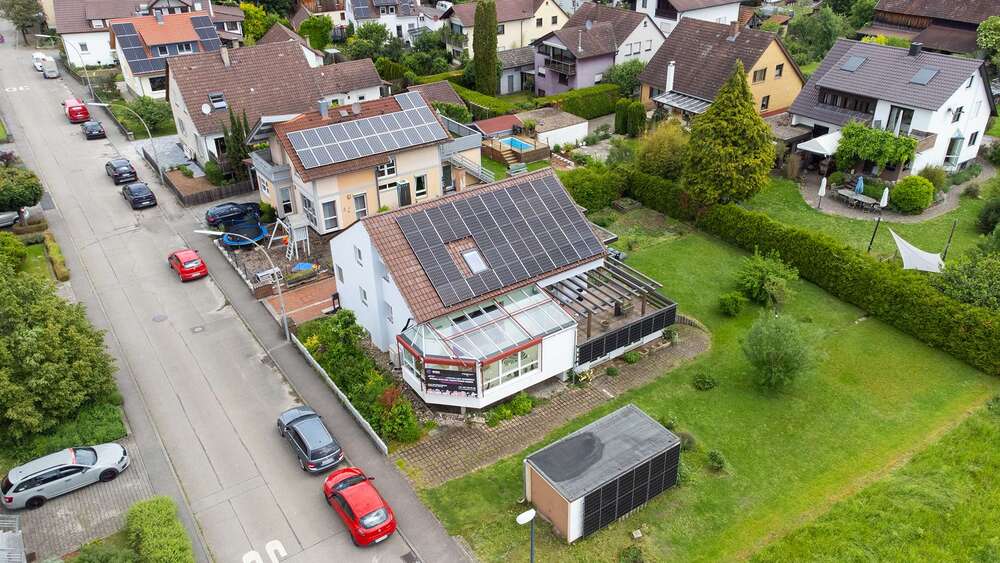 Einfamilienhaus Mühlacker - 7 Zimmer, 180 m&sup2;, 640.000&euro; | Angebot:25783654