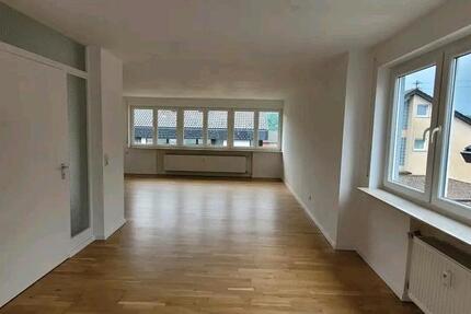 Wohnung Hessigheim - 3.5 Zimmer, 113 m&sup2;, 1.200&euro; | Angebot:25860209