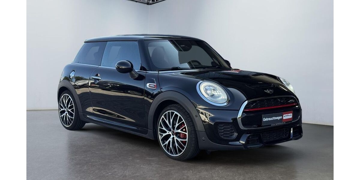 Mini John Cooper Works 49.850 km 21.900 &euro; Gundelsheim 74831
