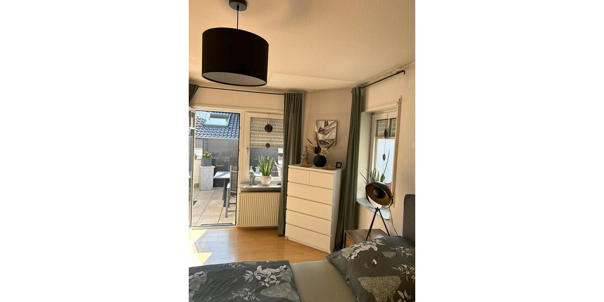 Etagenwohnung Wiesloch - 3 Zimmer, 91 m&sup2;, 1.100&euro; | Angebot:25811373