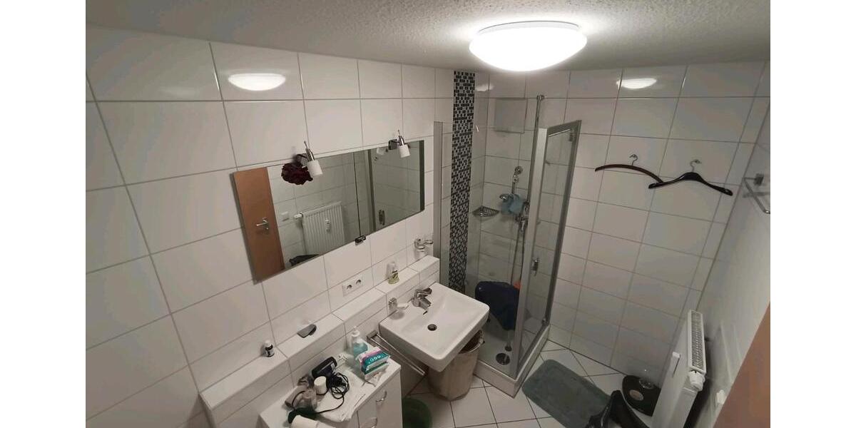 Erdgeschoßwohnung Sachsenheim - 3 Zimmer, 85 m&sup2;, 370.000&euro; | Angebot:25867174