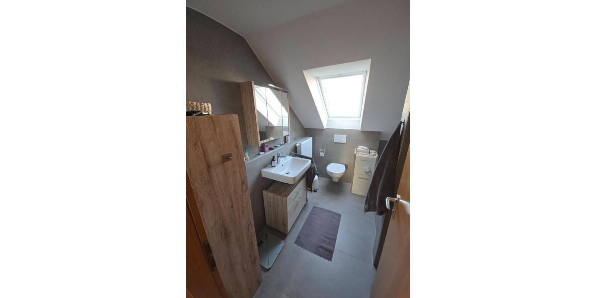 Reihenhaus Knittlingen - 4 Zimmer, 132 m&sup2;, 1.350&euro; | Angebot:25950762