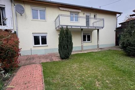 Wohnung Wiesloch - 4 Zimmer, 95 m&sup2;, 1.200&euro; | Angebot:25923462