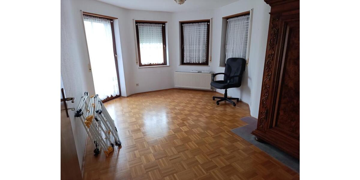 ObjNr:19777 - Sehr helles, leer stehendes 3-Fam. Haus (DHH) in guter Lage von Leimen; - Reihenendhaus Leimen | Angebot:23602618