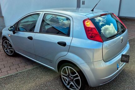 Fiat Grande Punto 191.500 km 2.099 &euro; Bretten 75015