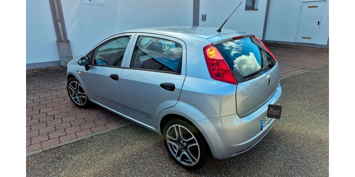 Fiat Grande Punto 191.500 km 2.199 &euro; Bretten 75015