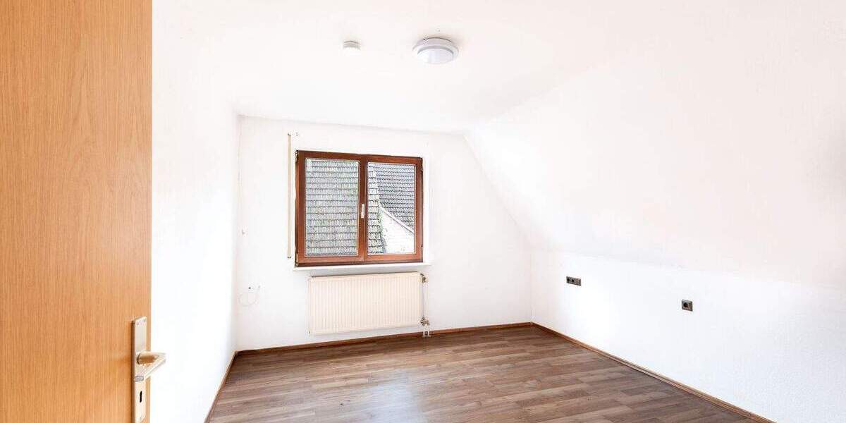 Etagenwohnung Tamm - 4 Zimmer, 71 m&sup2;, 249.000&euro; | Angebot:25801365