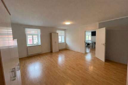 Wohnung Sinsheim-Hilsbach Hilsbach - 2 Zimmer, 73 m&sup2;, 800&euro; | Angebot:25625566