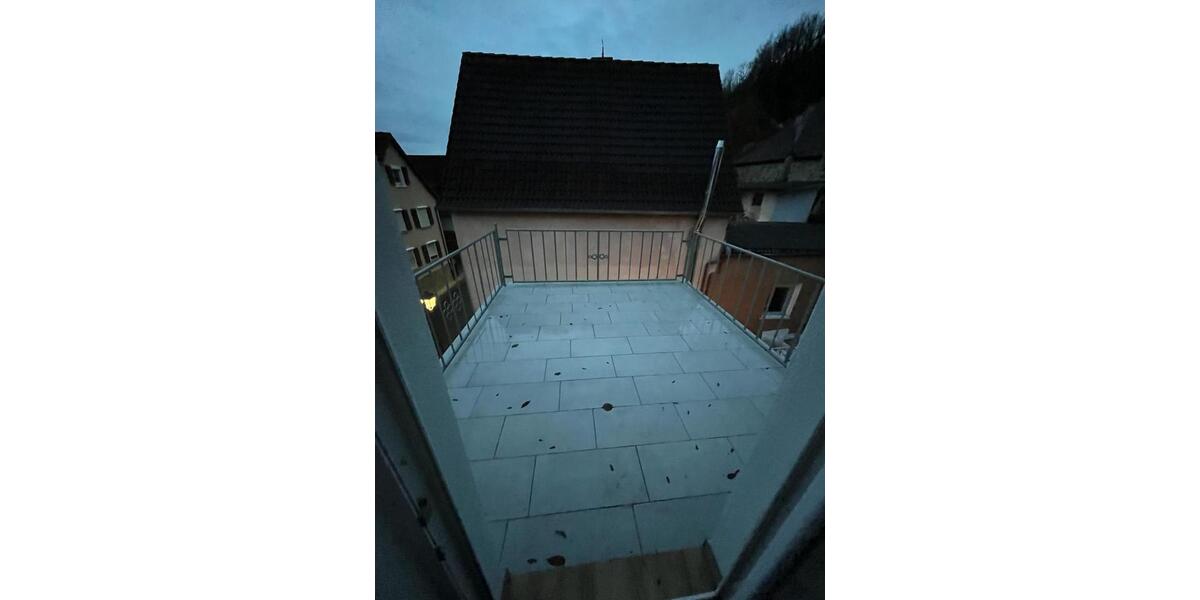 Dachgeschoßwohnung Haßmersheim - 3 Zimmer, 75 m&sup2;, 700&euro; | Angebot:25989307