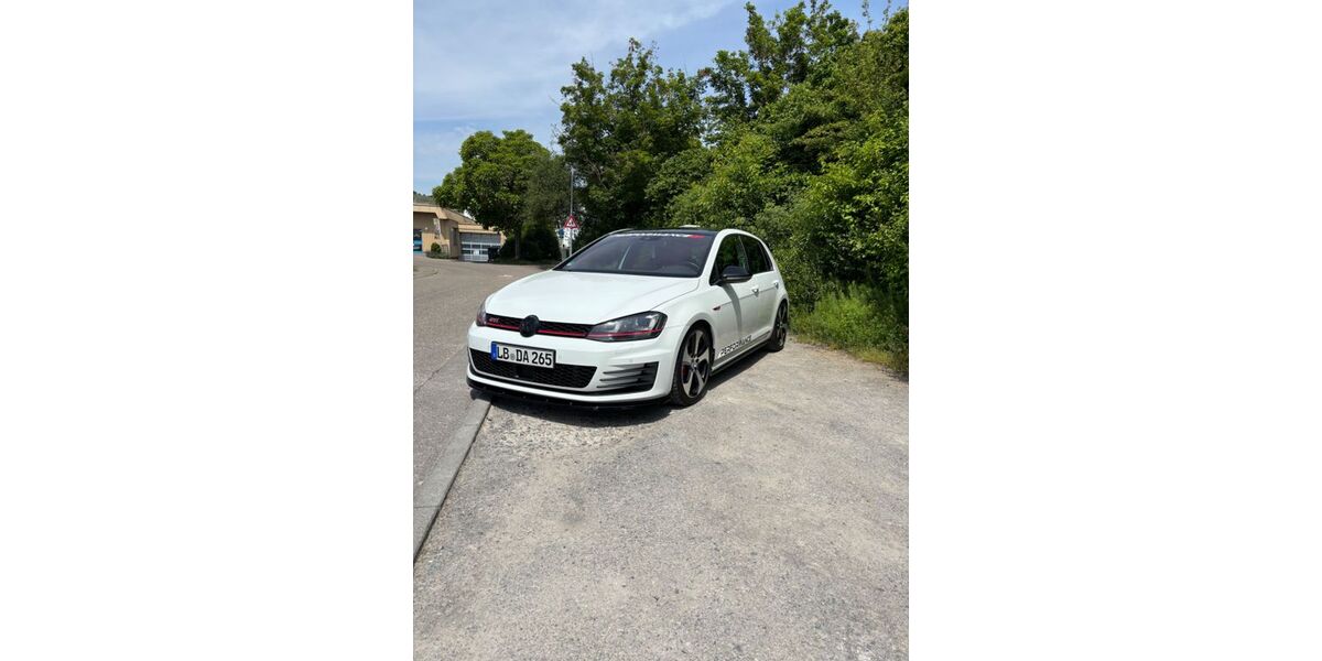 VW Golf 81.100 km 20.990 &euro; Besigheim 74354