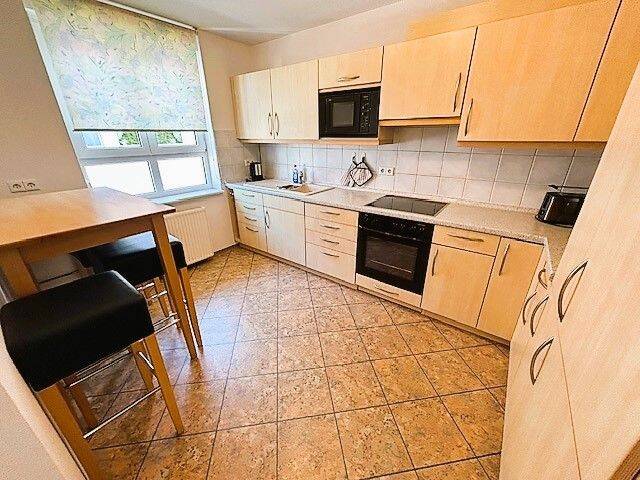 Etagenwohnung Untereisesheim - 2 Zimmer, 75 m&sup2;, 830&euro; | Angebot:26015719