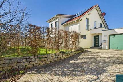 Haus Maulbronn - 6.5 Zimmer, 178 m&sup2;, 750.000&euro; | Angebot:25842891