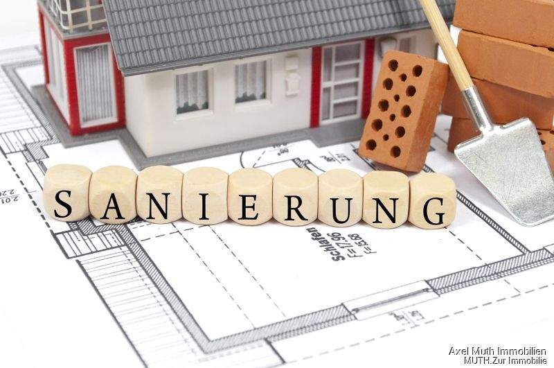 Mehrfamilienhaus, Wohnhaus Sulzfeld - 8 Zimmer, 150.000&euro; | Angebot:25725584