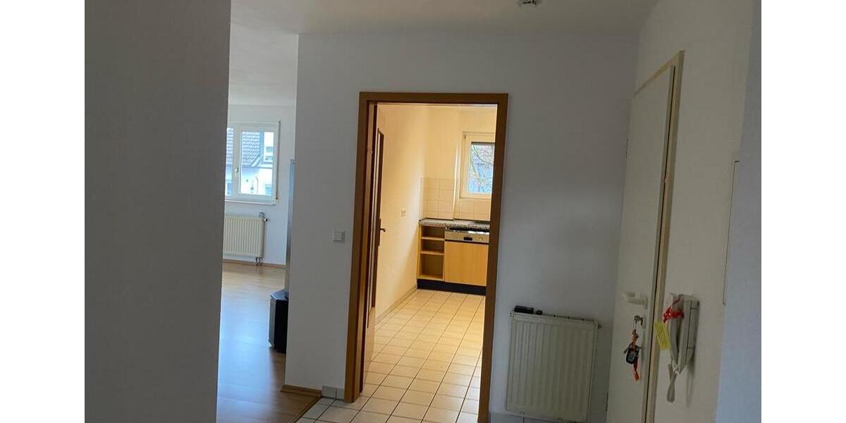 Hochparterre Brackenheim - 3.5 Zimmer, 75 m&sup2;, 1.400&euro; | Angebot:25865107