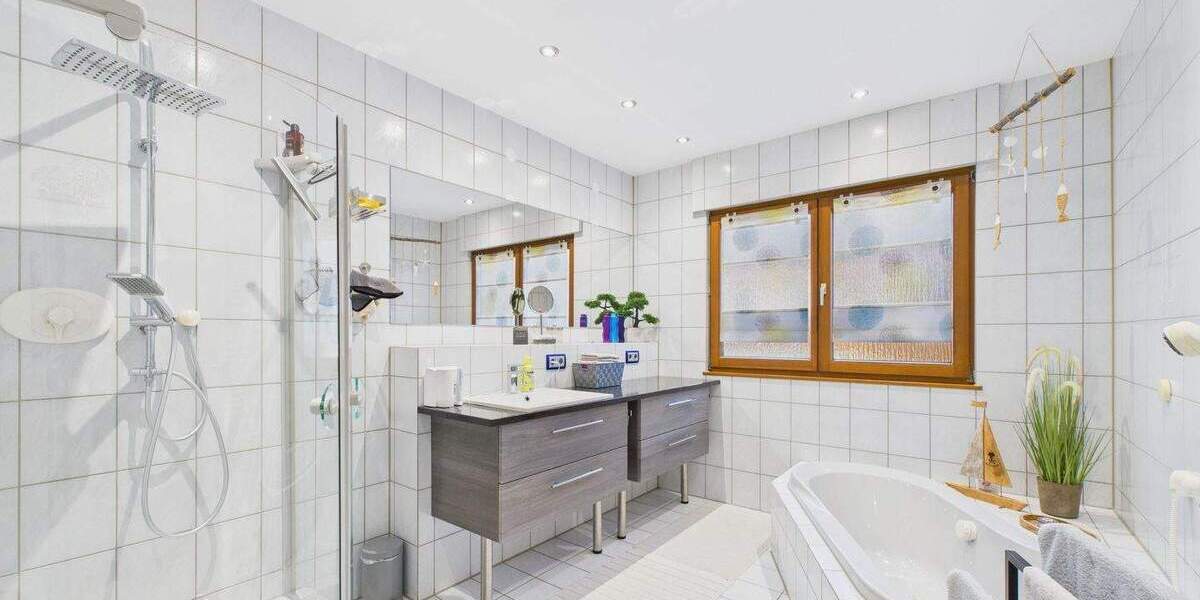 Bungalow Illingen - 6 Zimmer, 156 m&sup2;, 695.000&euro; | Angebot:25655412